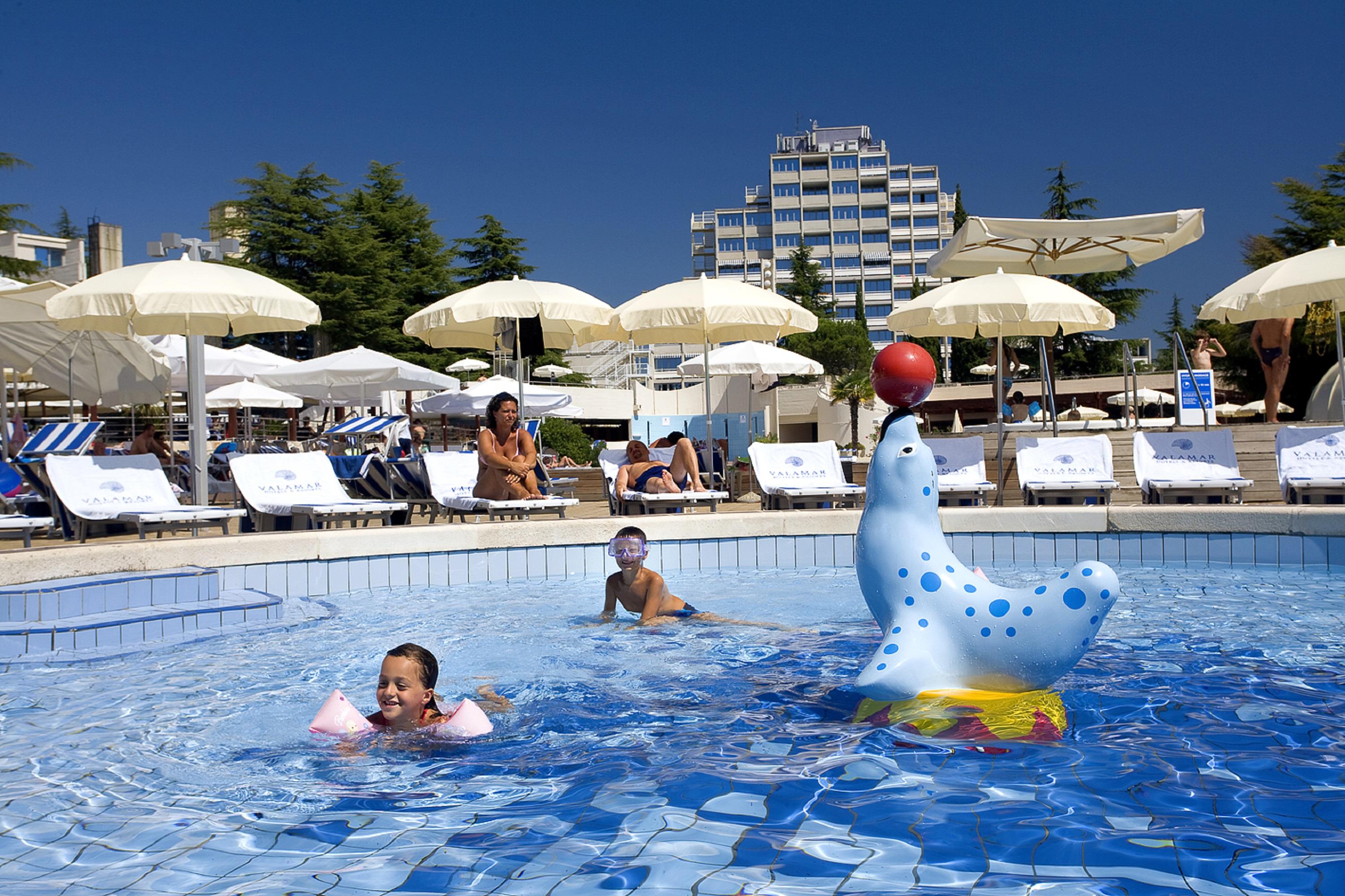 Sunny Porec By Valamar, Ex Crystal Екстериор снимка