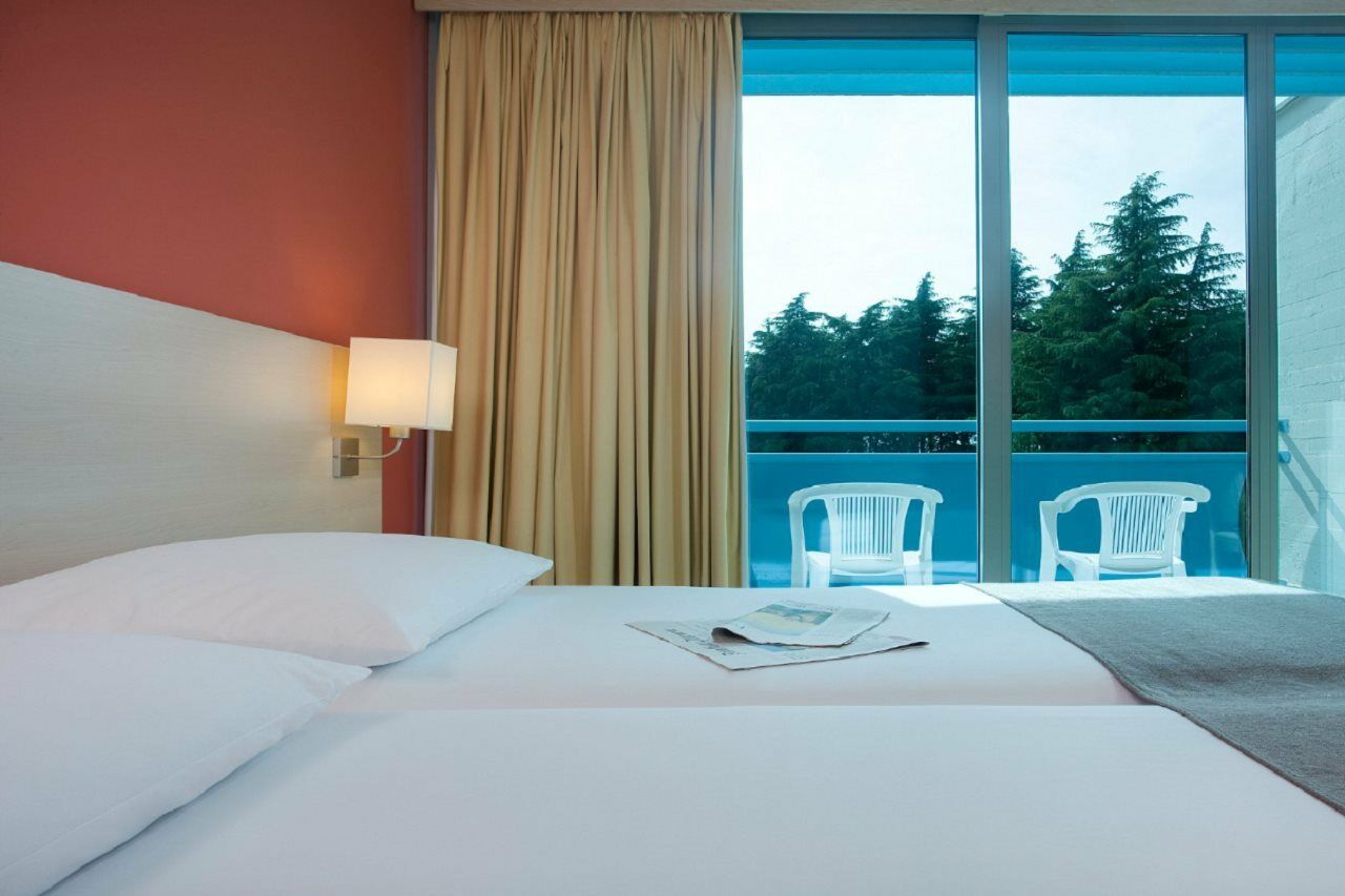 Sunny Porec By Valamar, Ex Crystal Екстериор снимка